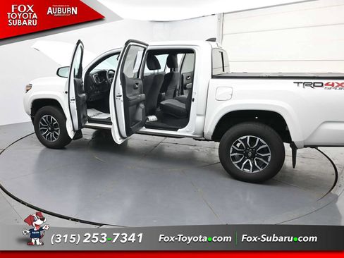 Used 2023 Toyota Tacoma TRD Sport AWD/4WD image 41