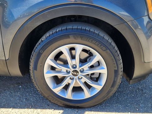 Certified 2022 Kia Telluride LX AWD/4WD image 15
