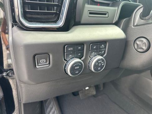 Used 2022 GMC Sierra 1500 Denali AWD/4WD image 14