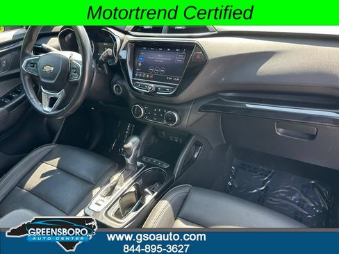 Used 2021 Chevrolet TrailBlazer LT w/ Sun and Liftgate Package AWD/4WD image 17
