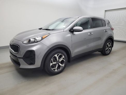 Used 2021 Kia Sportage LX image 2