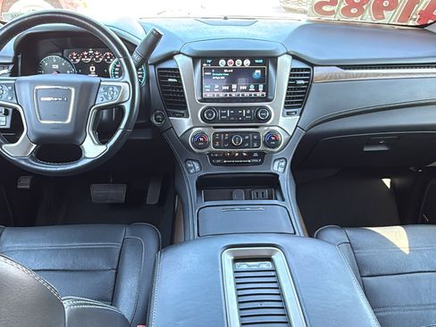 Used 2020 GMC Yukon Denali image 19