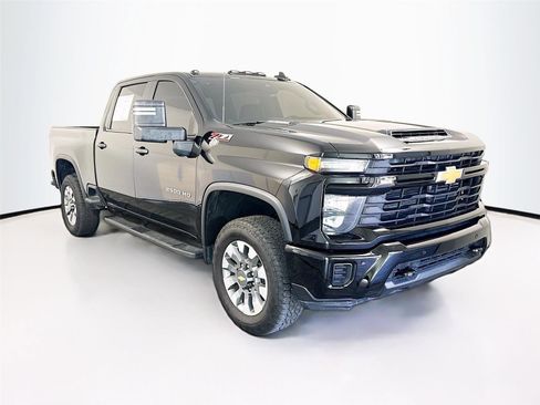 Used 2025 Chevrolet Silverado 2500 Custom w/ Custom Value Package image 34