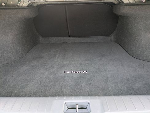 Used 2025 Nissan Sentra SV FWD image 30