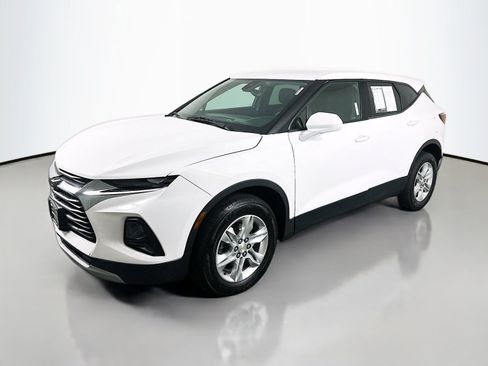Used 2021 Chevrolet Blazer LT FWD image 3