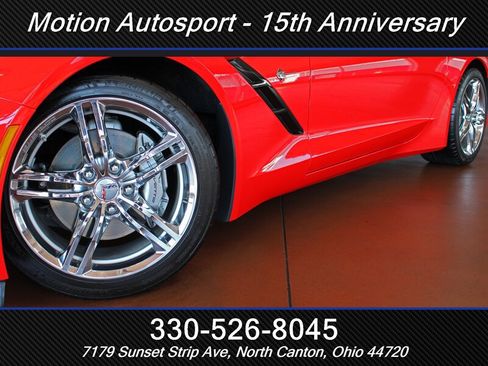 Used 2017 Chevrolet Corvette Stingray Coupe w/ 1LT RWD image 43