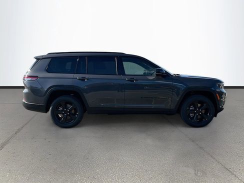 New 2025 Jeep Grand Cherokee L Limited w/ Black Appearance Package image 8