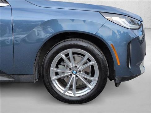 Used 2025 BMW X3 xDrive30i w/ Premium Package image 26
