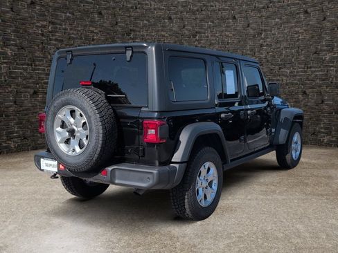 Used 2021 Jeep Wrangler Unlimited Sport AWD/4WD image 7