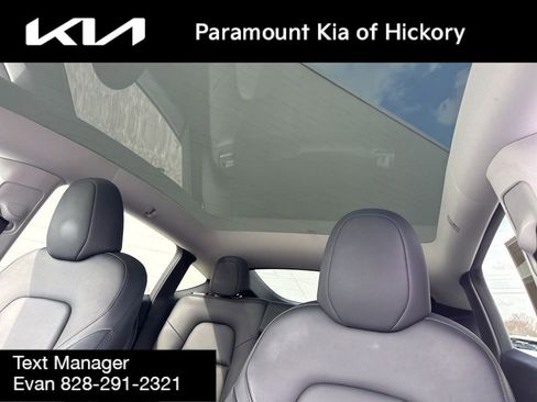 Used 2024 Tesla Model Y Long Range image 32