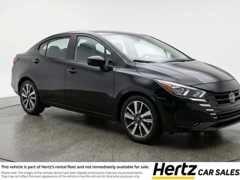 Used 2025 Nissan Versa SV FWD image 1