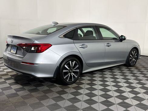 Used 2023 Honda Civic EX image 7