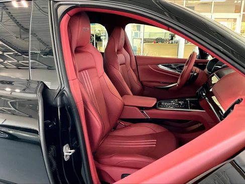 Used 2026 Aston Martin DBX 707 image 11