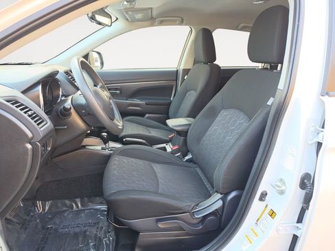 Used 2021 Mitsubishi Outlander Sport ES image 9