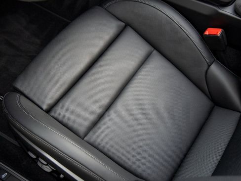 New 2026 Porsche 911 Carrera T image 25