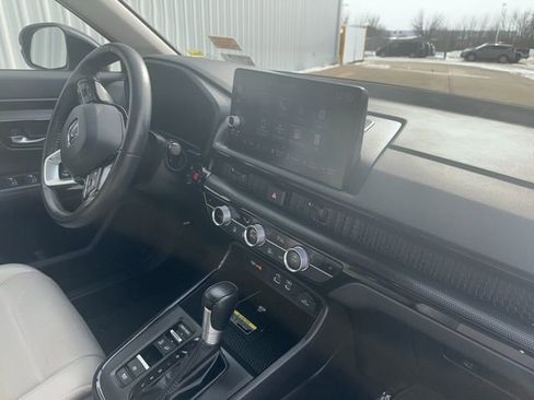 Used 2024 Honda CR-V EX-L image 17