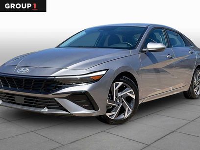 Certified 2025 Hyundai Elantra Limited