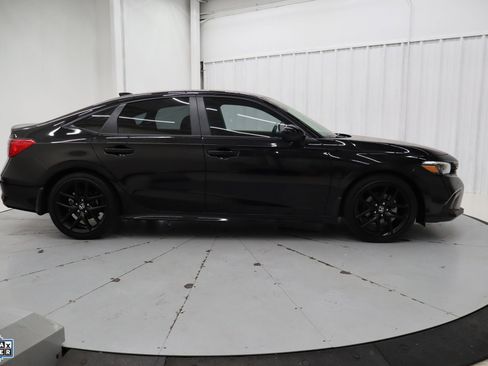 Used 2024 Honda Civic Sport image 2