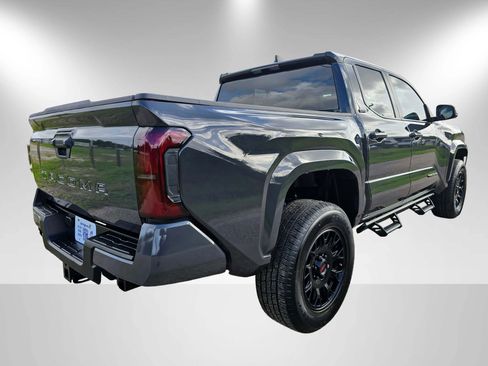 Used 2025 Toyota Tacoma SR5 RWD image 5