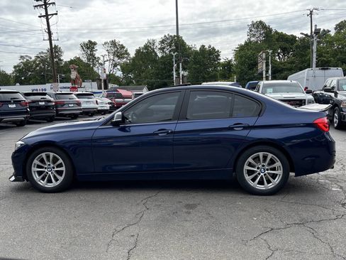Used 2016 BMW 320i xDrive Sedan AWD/4WD image 5