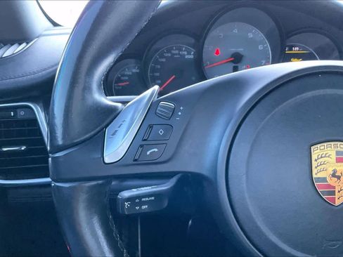 Used 2016 Porsche Panamera S image 24