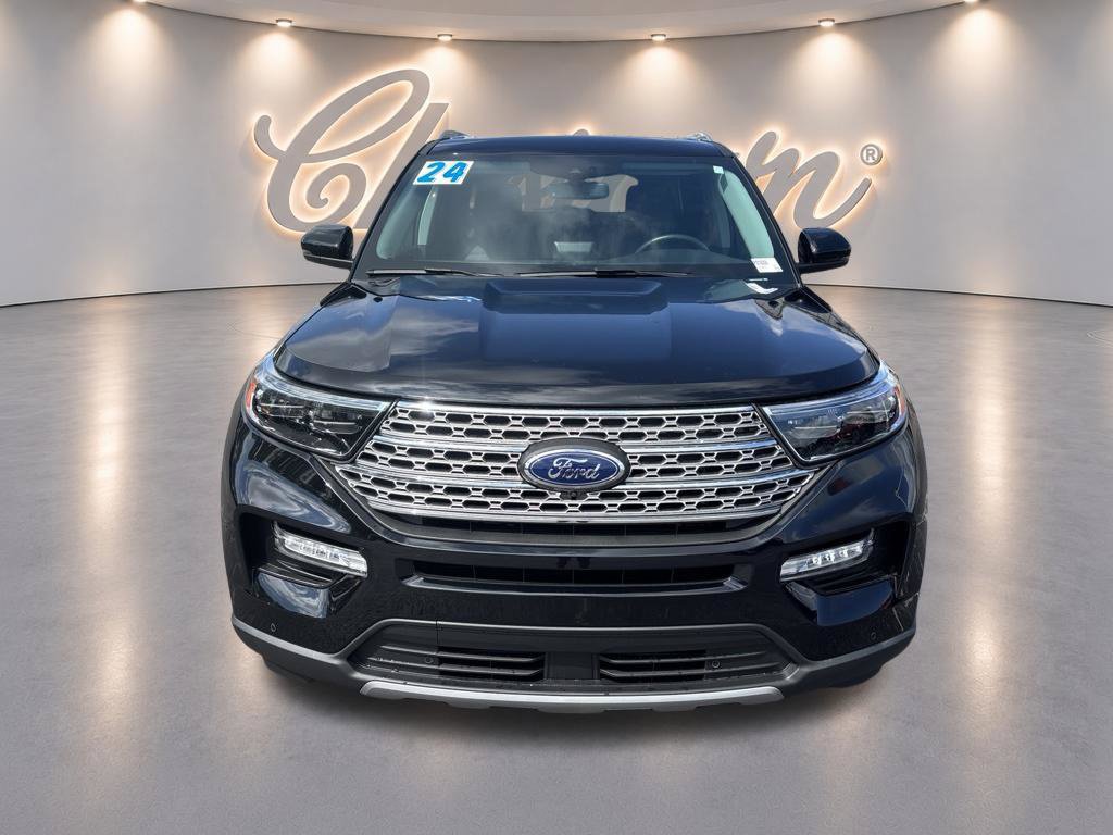 Used 2024 Ford Explorer Limited w/ Limited Technology Package AWD/4WD image 8
