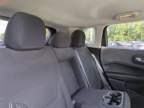 Used 2019 Jeep Compass Sport FWD image 31