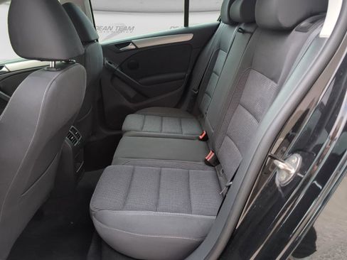 Used 2013 Volkswagen Golf TDI FWD image 25