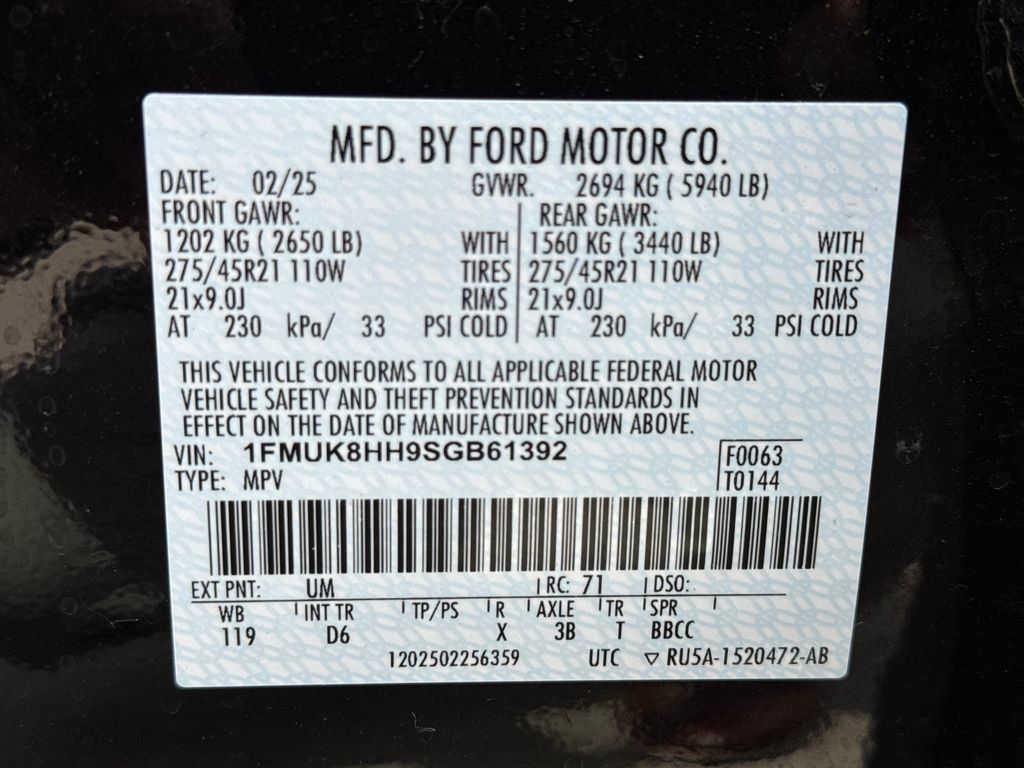 Used 2025 Ford Explorer Platinum w/ LUX Leather Package AWD/4WD image 43