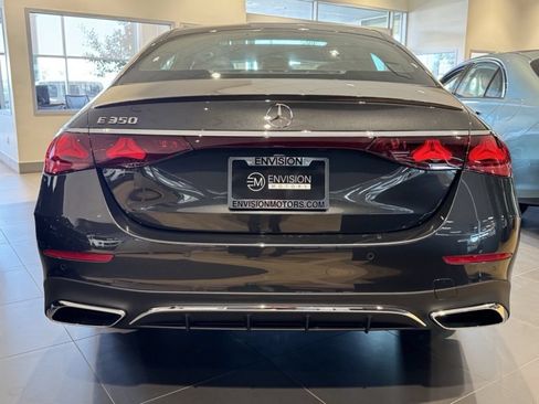 Used 2025 Mercedes-Benz E 350 Sedan image 9