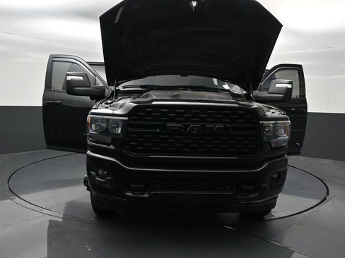 Used 2024 RAM 3500 Big Horn w/ Night Edition AWD/4WD image 36