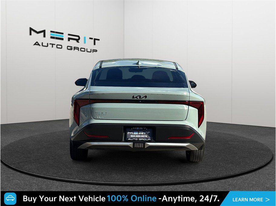 Used 2025 Kia K4 FWD image 8