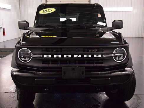 Used 2025 Ford Bronco Big Bend image 2
