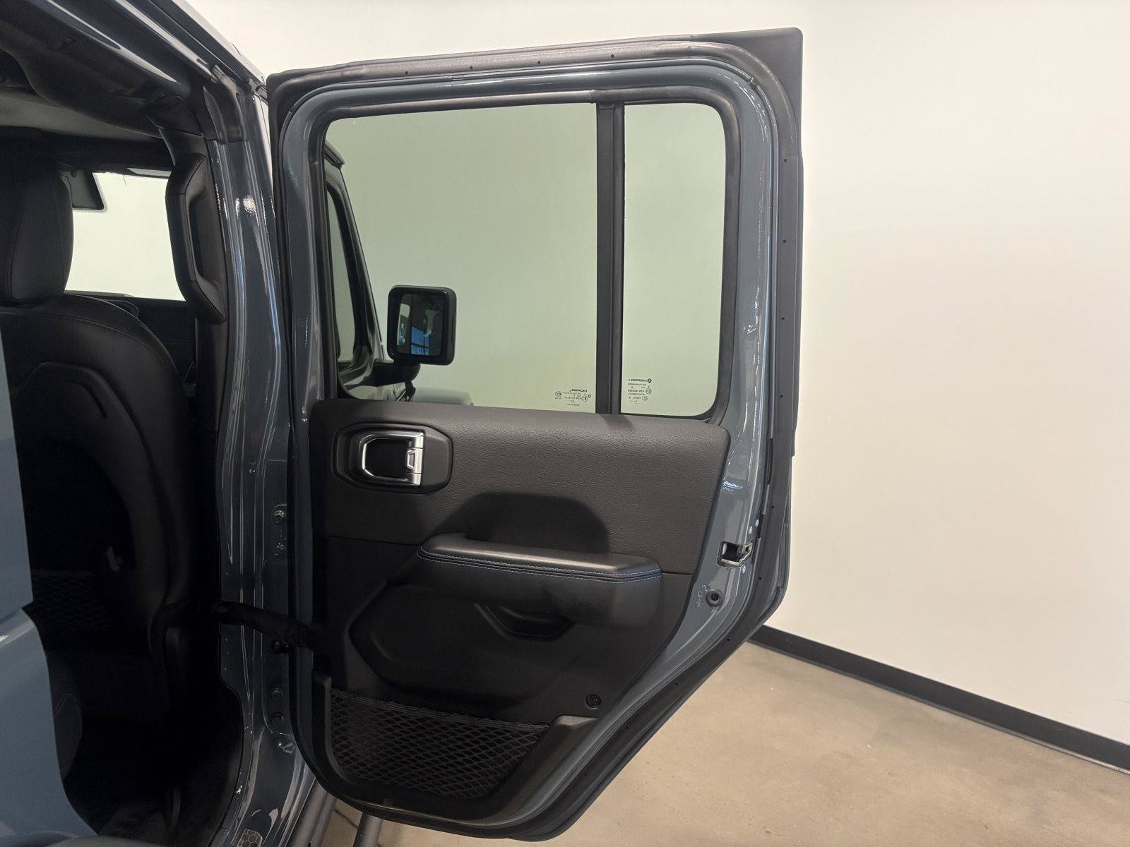 Used 2024 Jeep Wrangler Unlimited Rubicon 4xe AWD/4WD image 46