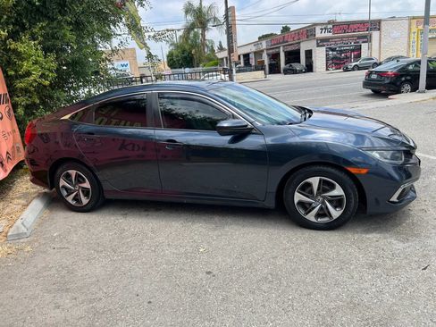 Used 2020 Honda Civic LX image 4