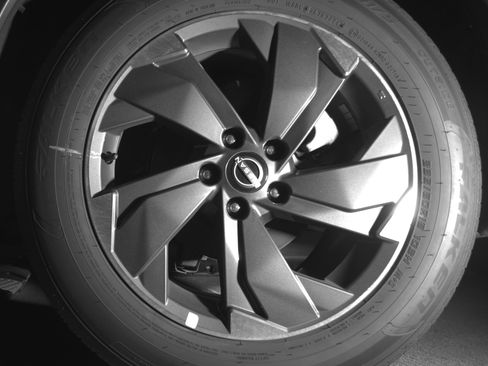 Used 2025 Nissan Rogue SV FWD image 14