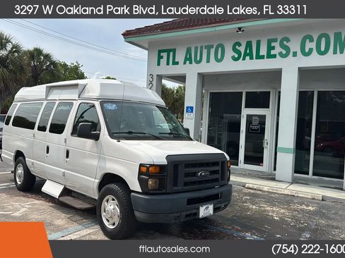 Used 2013 Ford E-250 and Econoline 250 Extended w/ PWR Group RWD image 5