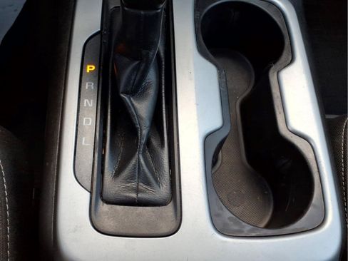 Used 2021 Chevrolet Colorado LT w/ Safety Package RWD image 26
