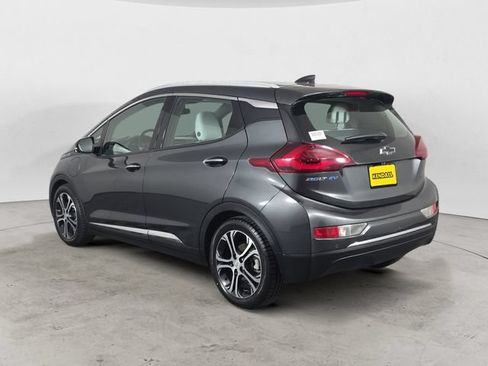 Used 2019 Chevrolet Bolt Premier w/ Infotainment Package FWD image 7