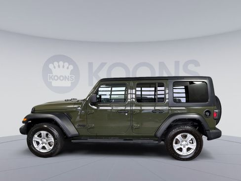 Used 2023 Jeep Wrangler Unlimited Sport AWD/4WD image 2