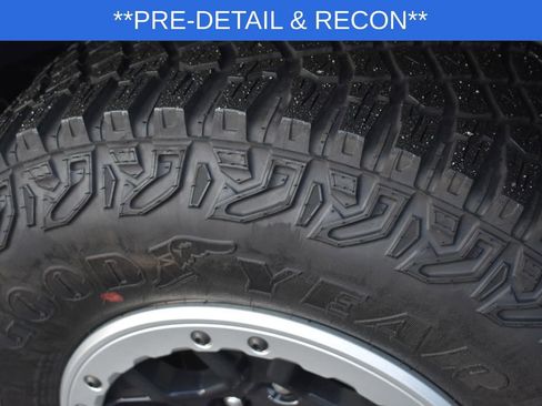 Used 2023 Ford Bronco Badlands image 19