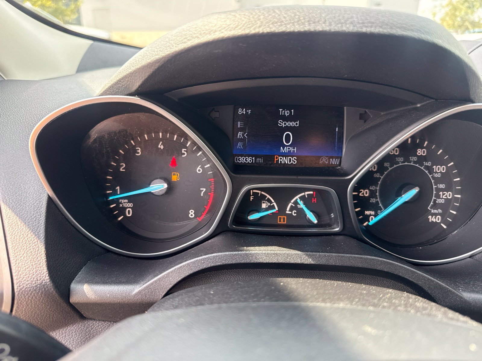 Used 2017 Ford Escape SE w/ Equipment Group 201A FWD image 13