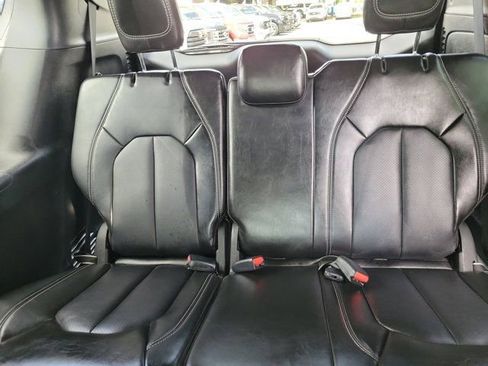 Used 2025 Chrysler Pacifica Select FWD image 14