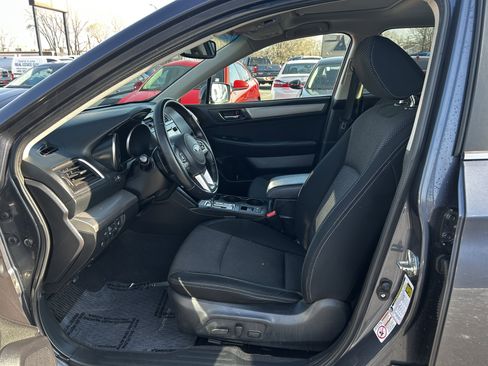 Used 2016 Subaru Outback 2.5i Premium w/ Popular Package #3 image 9