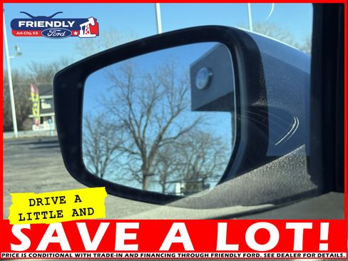 Used 2023 Nissan Kicks SV image 39