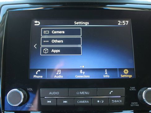 Used 2023 Nissan Frontier SV w/ SV Convenience Package image 54