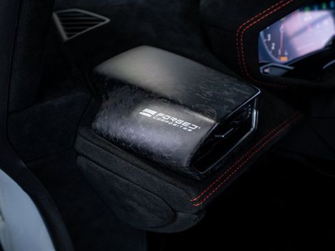 Used 2018 Lamborghini Huracan Performante image 46