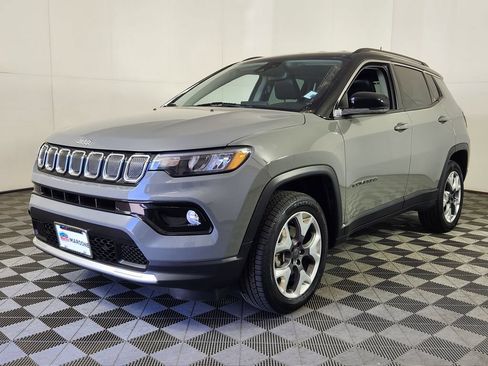 Used 2022 Jeep Compass Limited AWD/4WD image 3