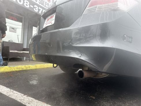 Used 2010 Honda Accord LX image 10