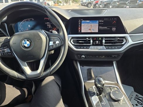 Used 2020 BMW 330i Sedan w/ Convenience Package image 9